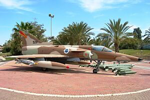 IAI Kfir C-7 כפיר (468973903)