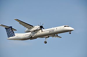 Porter Airlines.Dash-8.YUL.2009