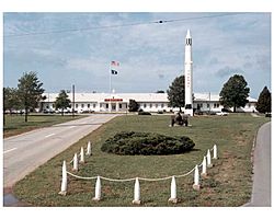 Redstone Arsenal bldg 7101 04.jpg