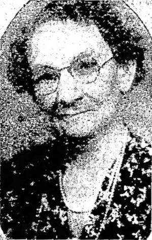 Ruth L. Bennett headshot.jpg