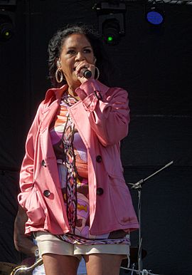 Sheila E. 9 06 2014 -2 (14978107358)