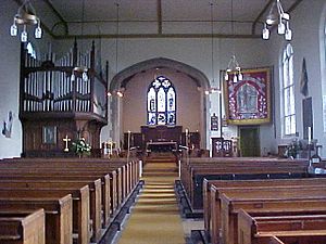 StPaulsChurchStockingfordInterior2002