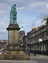 Statue of Robert Dundas, 2nd Viscount Melville, Melville Street Edinburgh