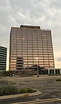 Travelers Tower 1 (Southfield).jpg