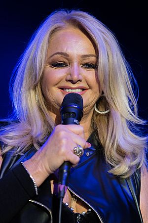 2016 Bonnie Tyler - by 2eight - DSC8647.jpg