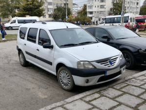 Dacia logan MCV white front