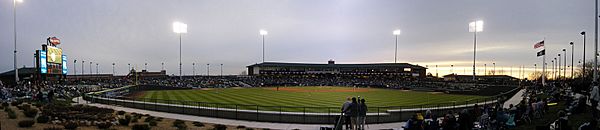 Dow-Diamond-Panorama-Apr14-2007