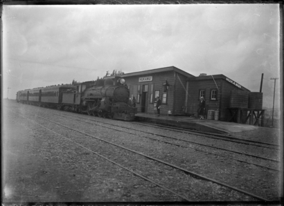 Hukanui Railway Station ATLIB 292541.png