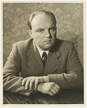 Komponist Ernst Krenek 1937.jpg