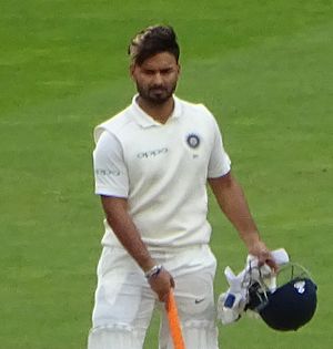 Rishabh Pant (29693622367) (cropped).jpg