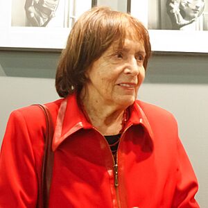 Beatriz González.jpg