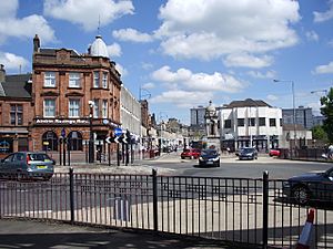 CoatbridgeFountain1.JPG