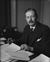 Harold Macmillan in 1942