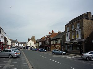 Pocklington Market Place - geograph.org.uk - 1417322.jpg