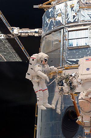 STS-125 EVA1 Grunsfeld