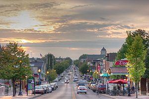 Kirkwood Avenue looking toward downtown