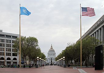 Civic Center, SF, CA, jjron 26.03.2012.jpg