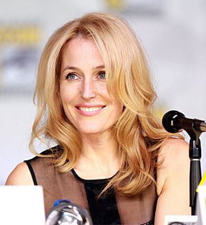 Gillian Anderson (9347352920)