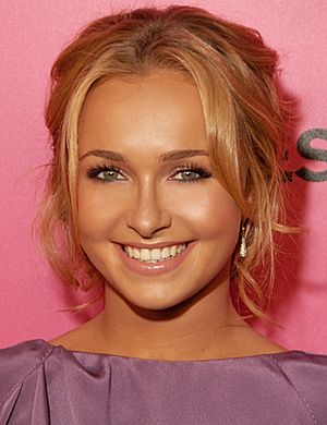 Hayden Panettiere 2009 (Straighten Crop)