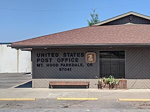 Mount Hood Parkdale post office