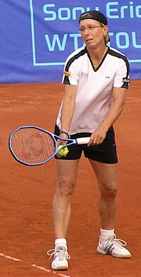 Navratilova-PragueOpen2006-05 cropped