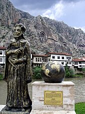 Statue of Strabo in Amasia