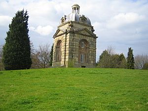 Stowe, One of the Boycott Pavilions - geograph.org.uk - 152745