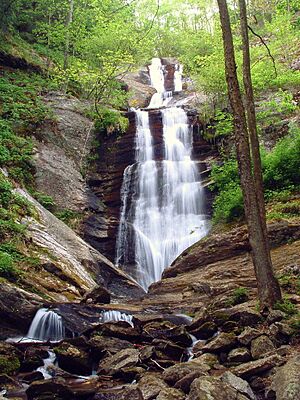 Toms creek falls.jpg