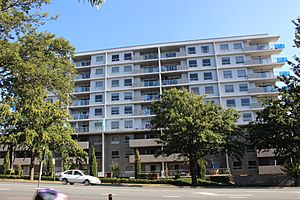 Wakefield Avenue flats