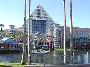 Wdw-dolphin-hotel