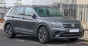 2018 Volkswagen Tiguan R-Line TSi BlueMotion 4Motion 2.0 Front