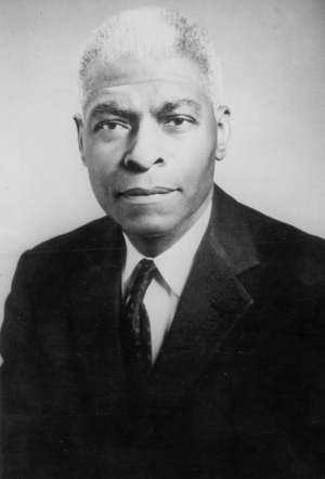 Benjamin Mays Portrait 1921.png