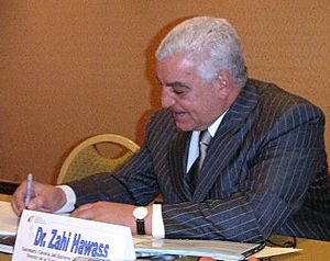 Egypt.ZahiHawass.01