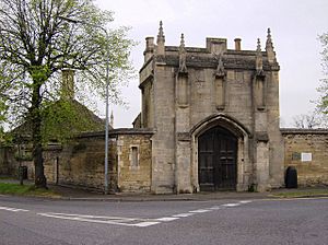 Hospital gatehouse - geograph.org.uk - 487443