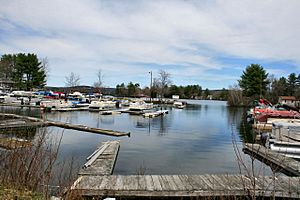 Lake Chaubunagungamaugg.jpg