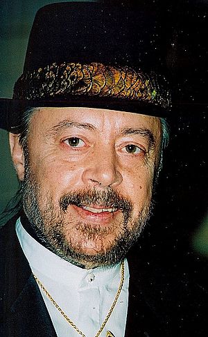 Chuck Mangione 1998.jpg