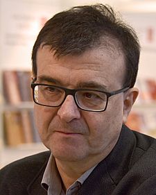 Javier Cercas (2019).jpg