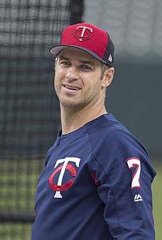 Joe Mauer in 2017 (34025539223)