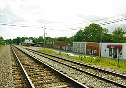 Limestone-RR-tracks-building-tn1