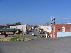 New Madrid, facing away from the Mississippi