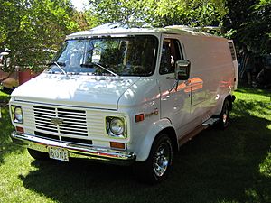 1977 Chevrolet Van (2675427145)