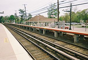 Garden City Station - South Station House