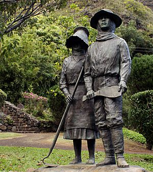 Japanese sugarcane workers 1.jpg