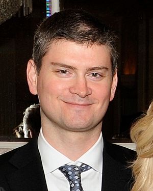 Michael Schur 2012 (cropped).jpg