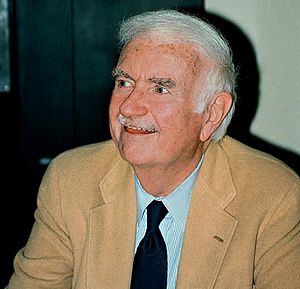 Bob Keeshan 1995.jpg