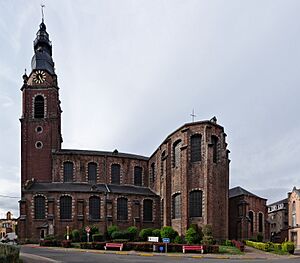 Collégiale Saint-Pierre de Leuze-en-Hainaut (DSCF8217-DSCF8220)