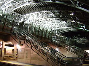 Jamaica Station Arch