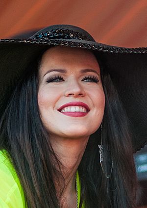 Jenni Vartiainen, 2014 (cropped).jpg