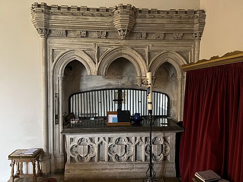 Peter arderne d1467 tomb