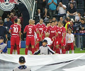 Players of Hapoel Tel Aviv 